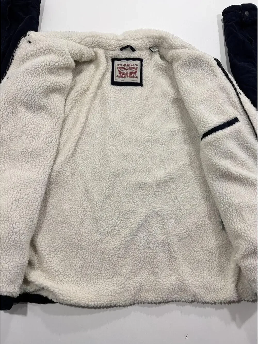 Levi’s Sherpa Trucker Jacket Mens XL Navy Corduroy Fleece Lined Snap Zip